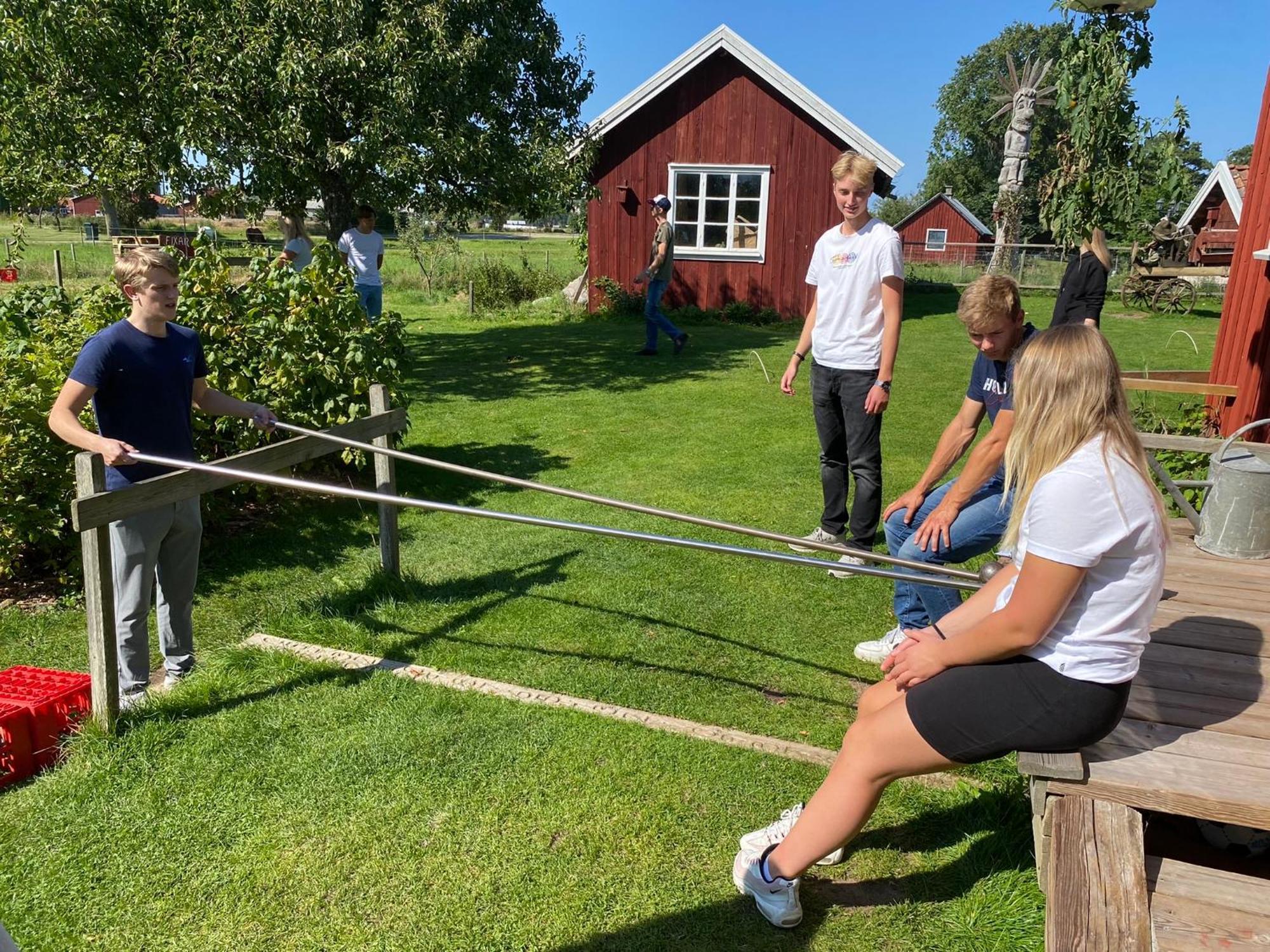 Aeventyrsgardens Vandrarhem, Kinnekulle Kallby Exterior photo